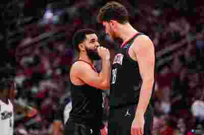 狼队在客场击败雷霆，唐斯表现惊艳